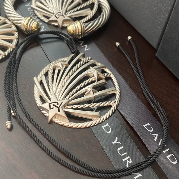 David Yurman 2021 Angelika Ornament - Picture 1 of 8